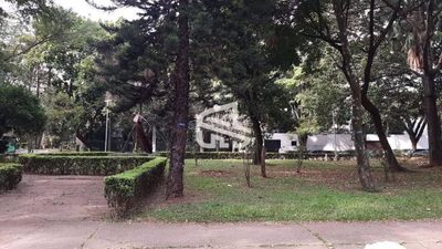Casa, 4 quartos, 733 m² - Foto 1