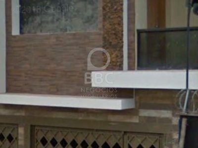 Sobrado, 3 quartos, 293 m² - Foto 1