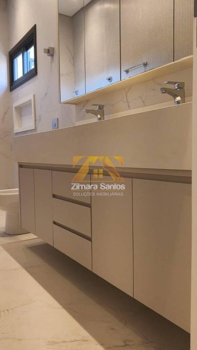 Casa, 3 quartos, 217 m² - Foto 3