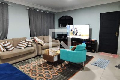 Casa, 3 quartos, 250 m² - Foto 1