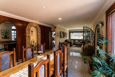 Casa, 3 quartos, 318 m² - Foto 3