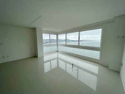 Apartamento, 3 quartos, 143 m² - Foto 3