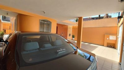 Casa, 3 quartos, 214 m² - Foto 2