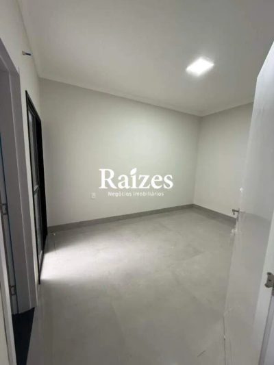 Casa, 3 quartos, 214 m² - Foto 1