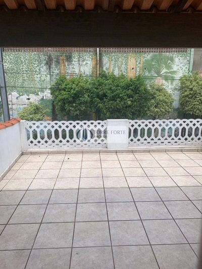 Sobrado, 3 quartos, 240 m² - Foto 3