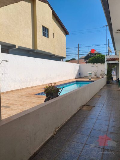Casa, 4 quartos, 220 m² - Foto 3