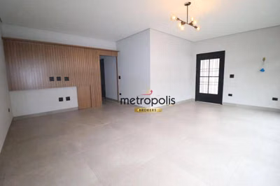 Casa, 3 quartos, 210 m² - Foto 1