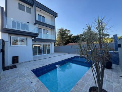 Sobrado, 3 quartos, 368 m² - Foto 1