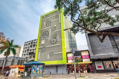 Loja-Salão, 4540 m² - Foto 1