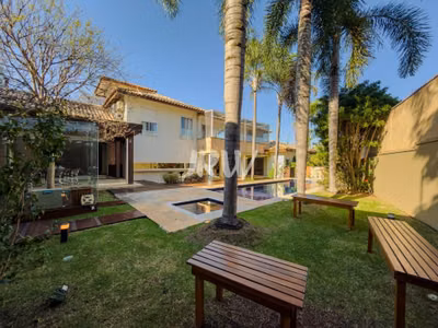 Sobrado, 4 quartos, 405 m² - Foto 1