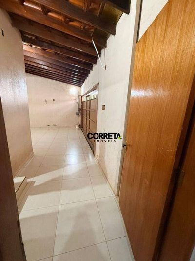 Casa, 3 quartos, 190 m² - Foto 2