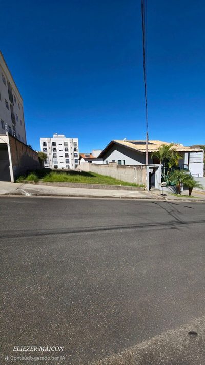 Terreno, 300 m² - Foto 1
