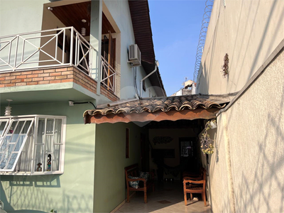 Sobrado, 4 quartos, 161 m² - Foto 2