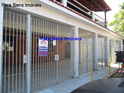 Casa, 3 quartos, 248 m² - Foto 1