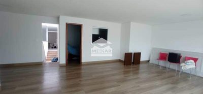 Casa, 5 quartos, 290 m² - Foto 2