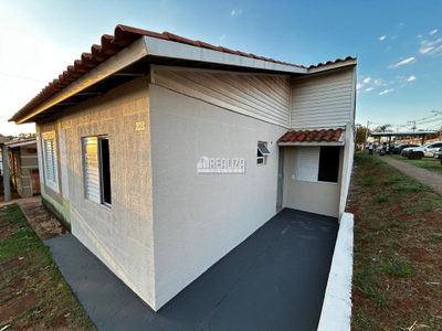 Casa, 3 quartos, 60 m² - Foto 1