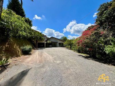 Casa, 7 quartos, 240 m² - Foto 2