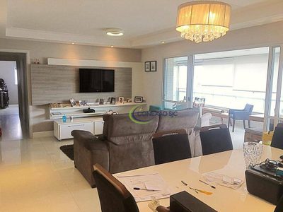Apartamento, 3 quartos, 182 m² - Foto 2