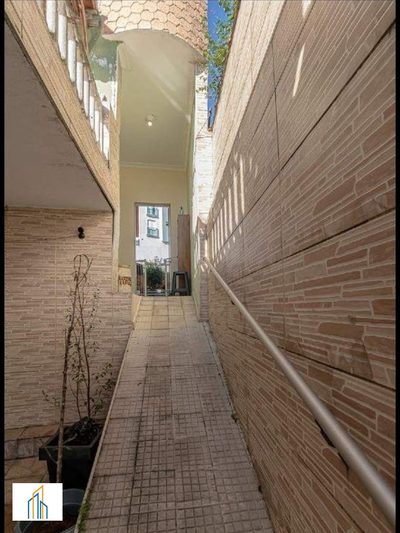 Sobrado, 4 quartos, 180 m² - Foto 1
