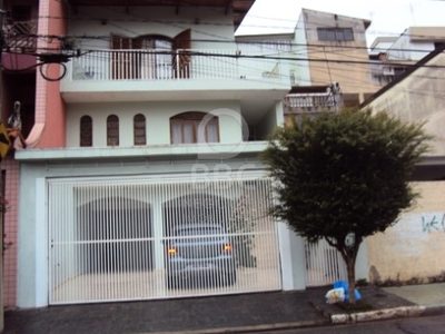 Sobrado, 3 quartos, 240 m² - Foto 1