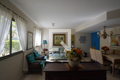 Casa, 3 quartos, 236 m² - Foto 2