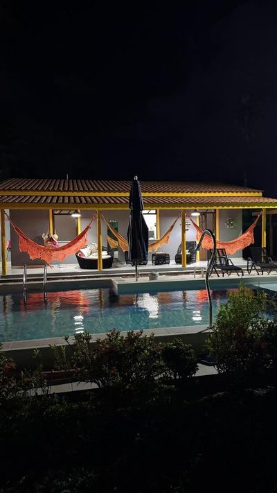 Casa, 4 quartos, 320 m² - Foto 1