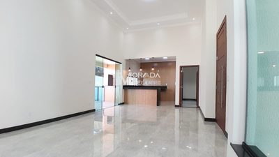 Casa, 3 quartos, 172 m² - Foto 1