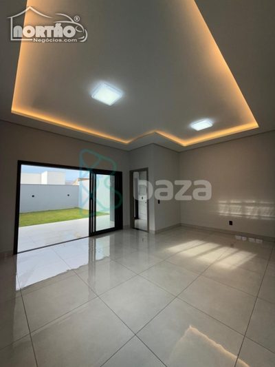 Casa, 4 quartos, 208 m² - Foto 4
