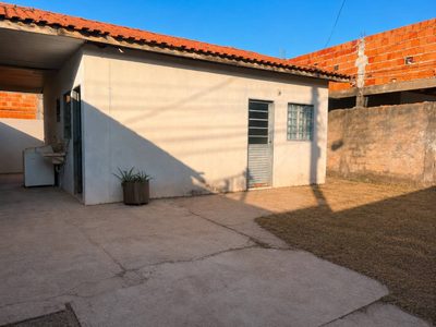 Casa, 2 quartos, 36 m² - Foto 1