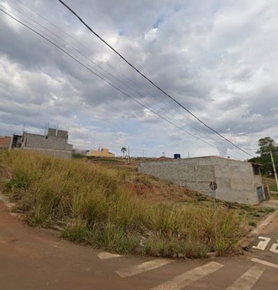 Terreno, 303 m² - Foto 1