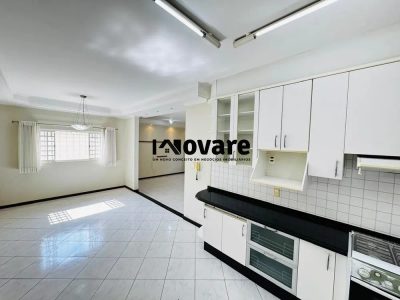 Casa, 3 quartos, 183 m² - Foto 2