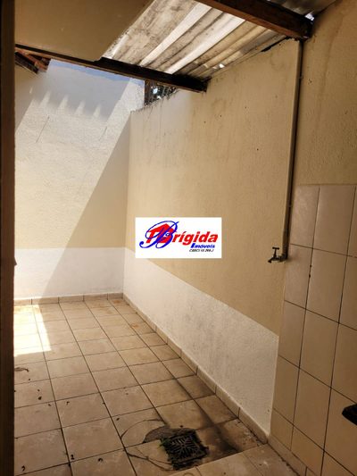 Casa, 2 quartos, 70 m² - Foto 2