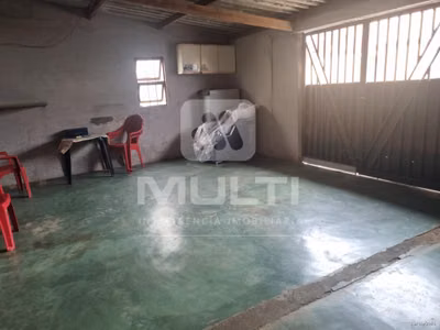Casa, 3 quartos, 70 m² - Foto 1