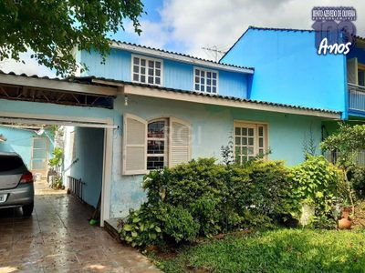 Casa, 3 quartos, 233 m² - Foto 1