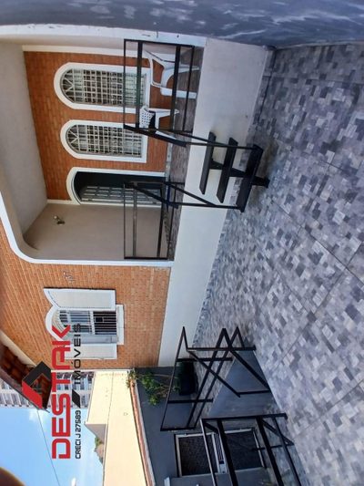 Casa, 4 quartos, 250 m² - Foto 1