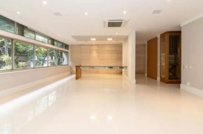 Apartamento, 4 quartos, 244 m² - Foto 2