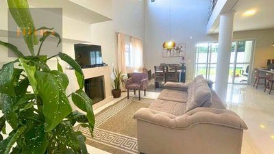 Casa, 3 quartos, 222 m² - Foto 1
