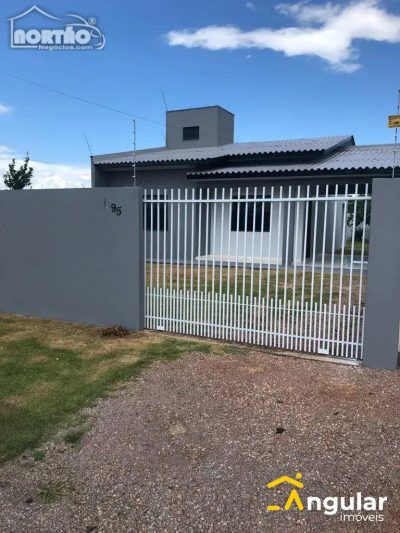 Casa, 3 quartos, 92 m² - Foto 1