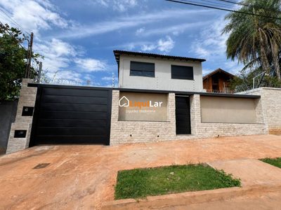 Sobrado, 4 quartos, 242 m² - Foto 1