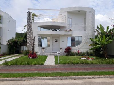 Casa, 3 quartos, 200 m² - Foto 1