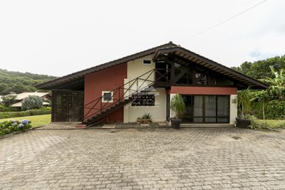 Casa, 5 quartos, 236 m² - Foto 2