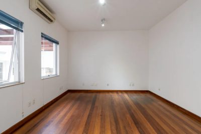 Casa, 4 quartos, 171 m² - Foto 1