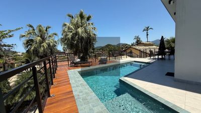 Casa, 5 quartos, 273 m² - Foto 2