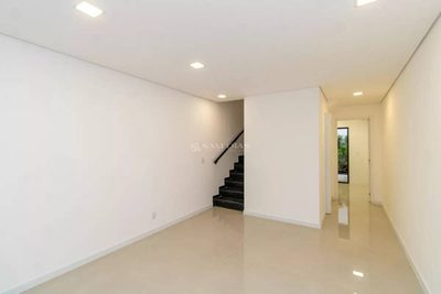 Sobrado, 3 quartos, 105 m² - Foto 2