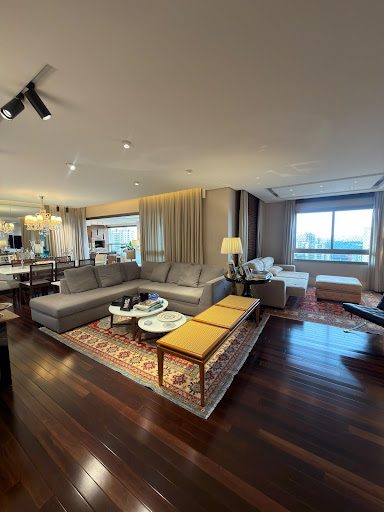 Apartamento, 3 quartos, 252 m² - Foto 1