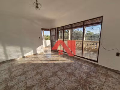 Casa, 3 quartos, 200 m² - Foto 1