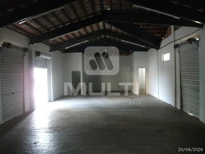 Casa, 1 quarto, 280 m² - Foto 1