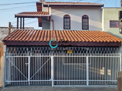 Casa, 3 quartos, 175 m² - Foto 1
