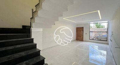 Casa, 3 quartos, 210 m² - Foto 2