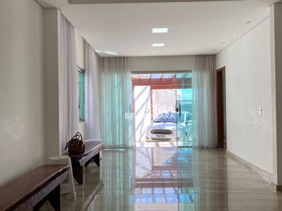 Casa, 3 quartos, 140 m² - Foto 1